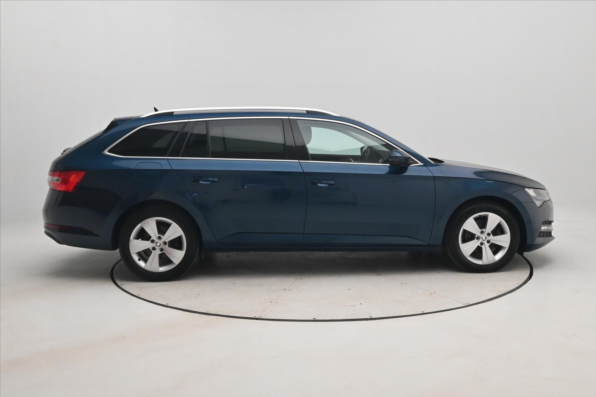 Škoda Superb Kombi 2,0 l 110 kw