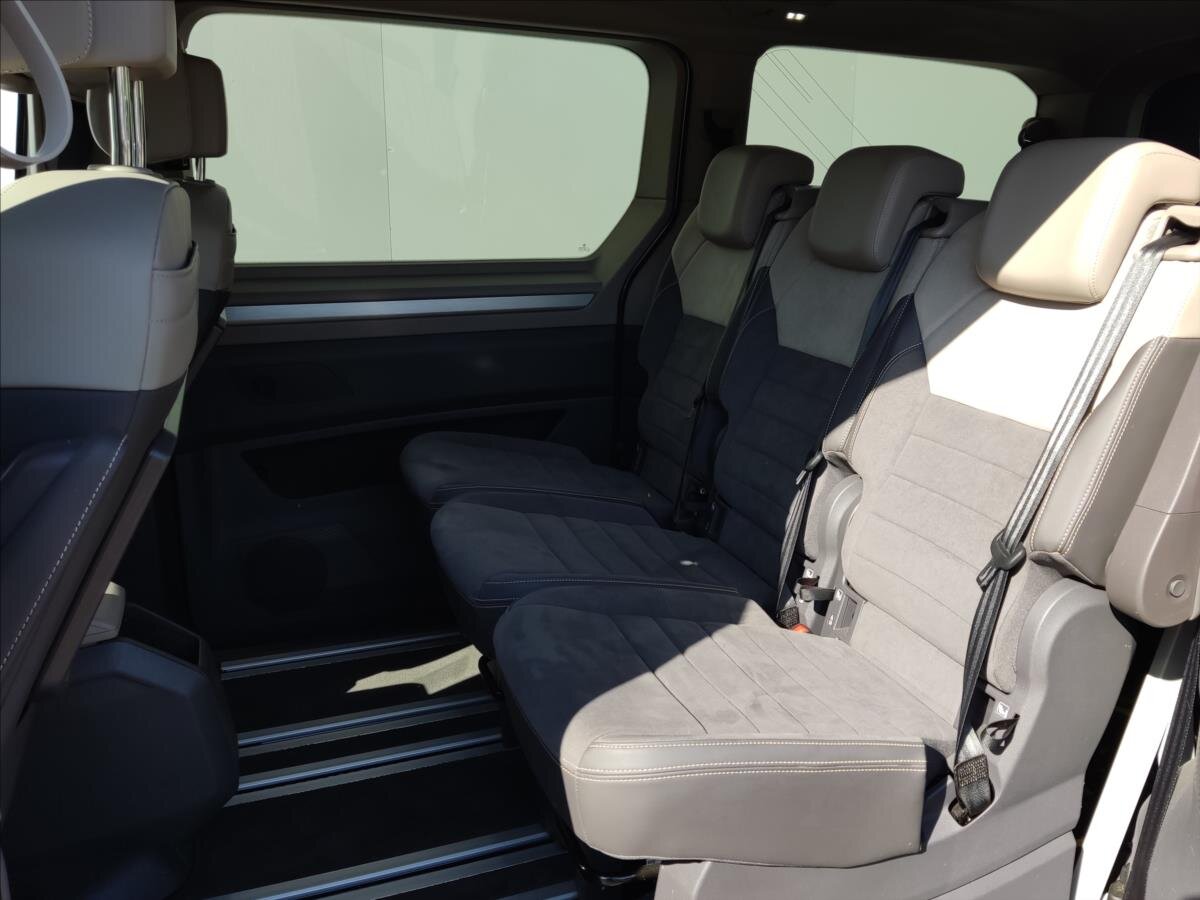 Volkswagen Multivan MPV 1,5 l 130 kw