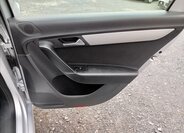 Volkswagen Passat Kombi 2,0 l 103 kw