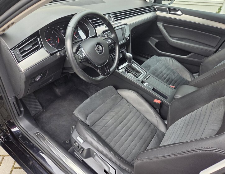 Volkswagen Passat Sedan / Limuzína 2,0 l 110 kw