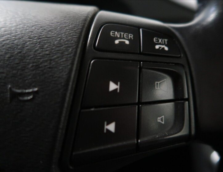 Volvo XC70 Kombi 2,4 l 136 kw