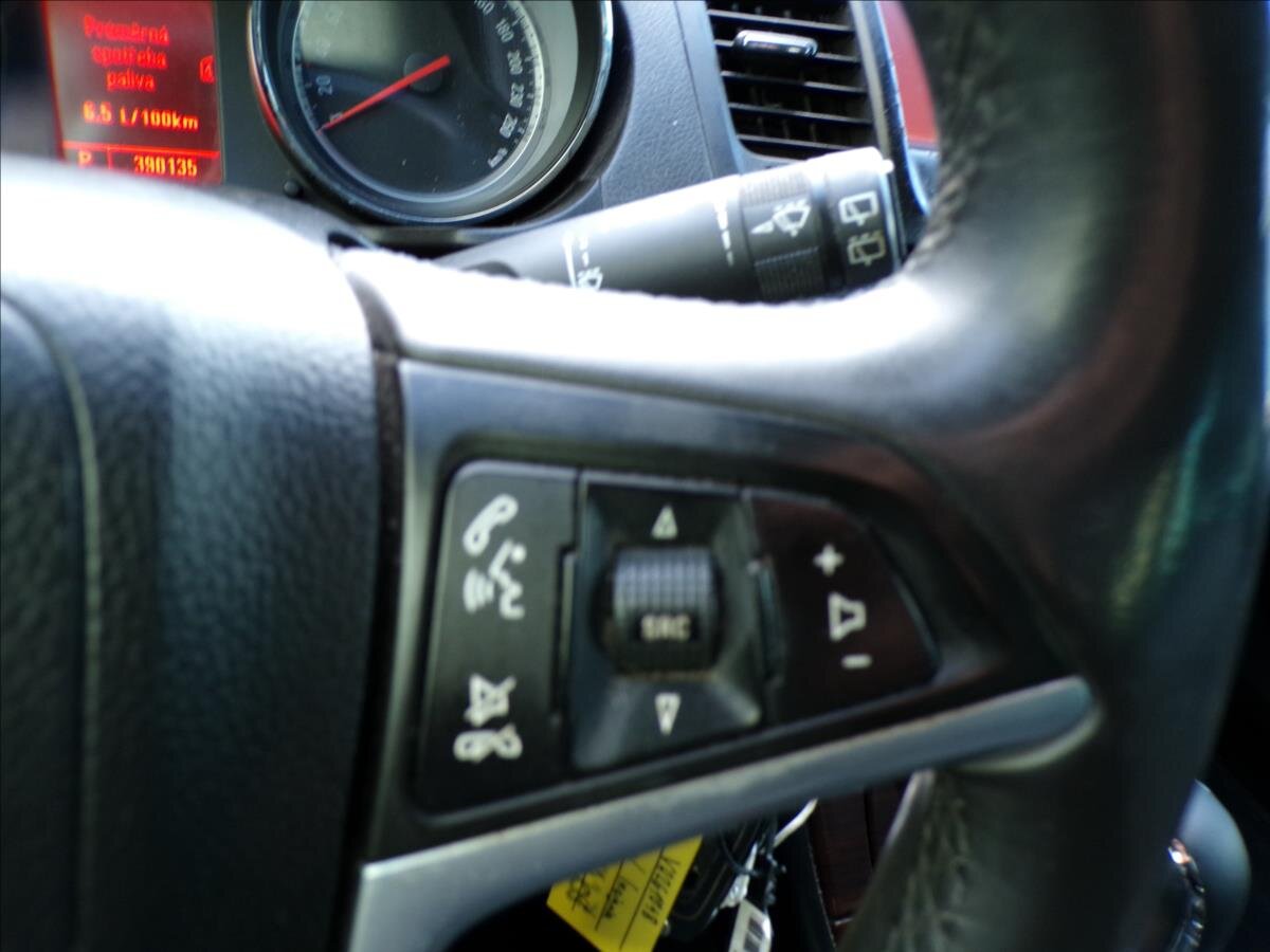 Opel Insignia Kombi 2,0 l 118 kw