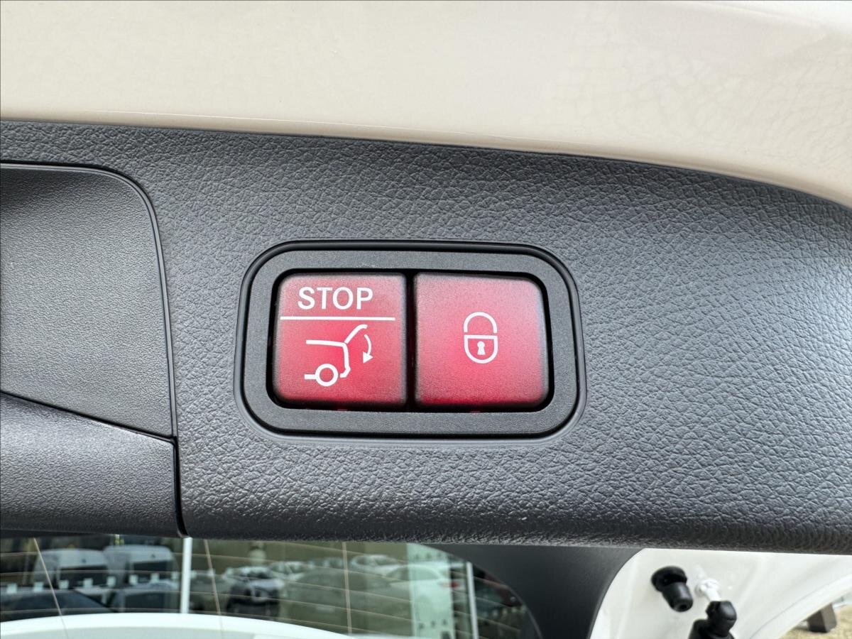 Mercedes-Benz GLA SUV / Terénní 2,0 l 110 kw