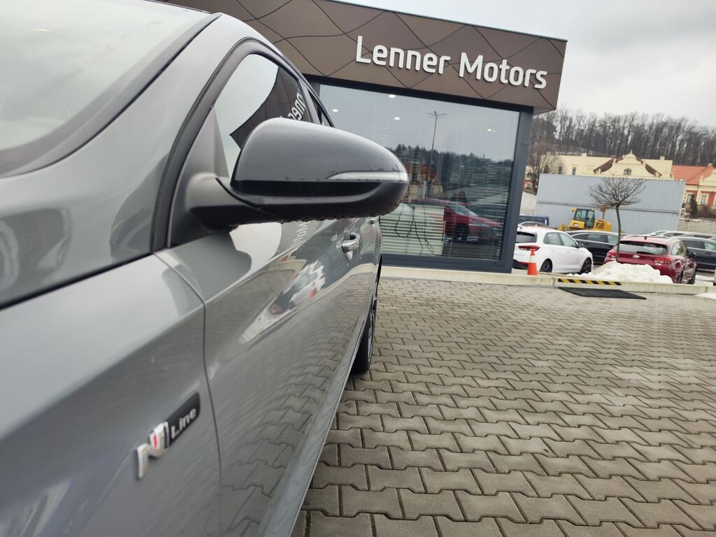 Hyundai i30 Liftback 1,5 l 117 kw