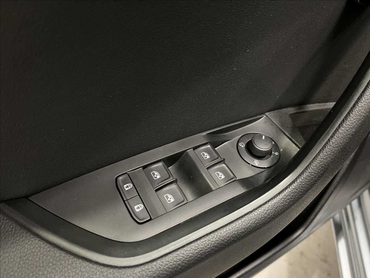 Škoda Superb Kombi 1,5 l 110 kw