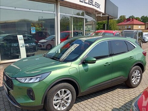 Ford Kuga SUV / Terénní 2,5 l 178 kw