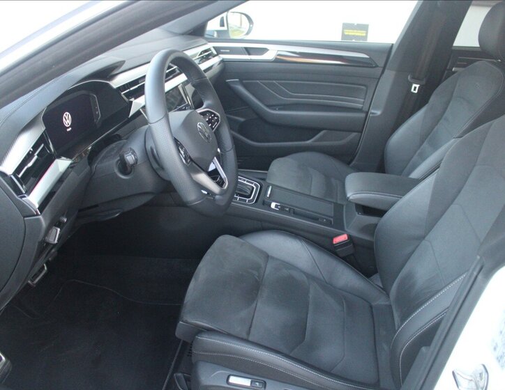 Volkswagen Arteon Liftback 2,0 l 147 kw