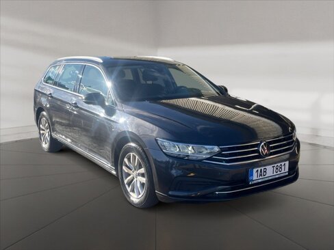 Volkswagen Passat Kombi 1,5 l 110 kw