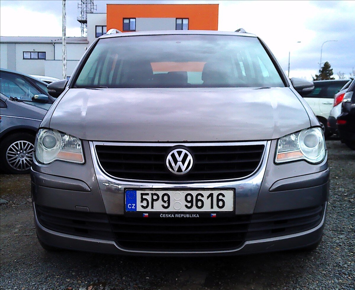 Volkswagen Touran Kombi 2,0 l 103 kw
