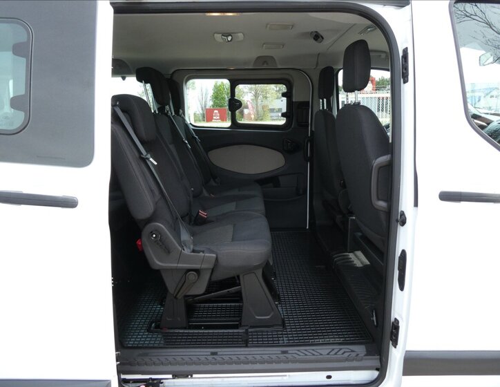 Ford Tourneo Custom Ostatní 2,0 l 96 kw
