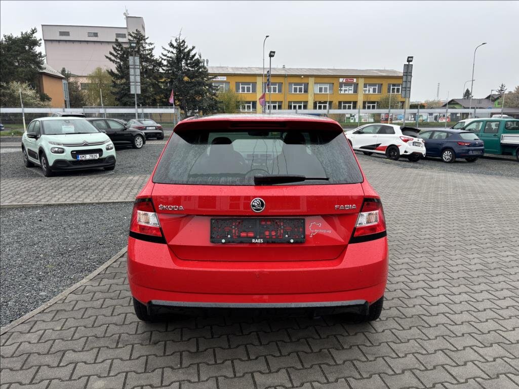 Škoda Fabia Hatchback 1,2 l 66 kw