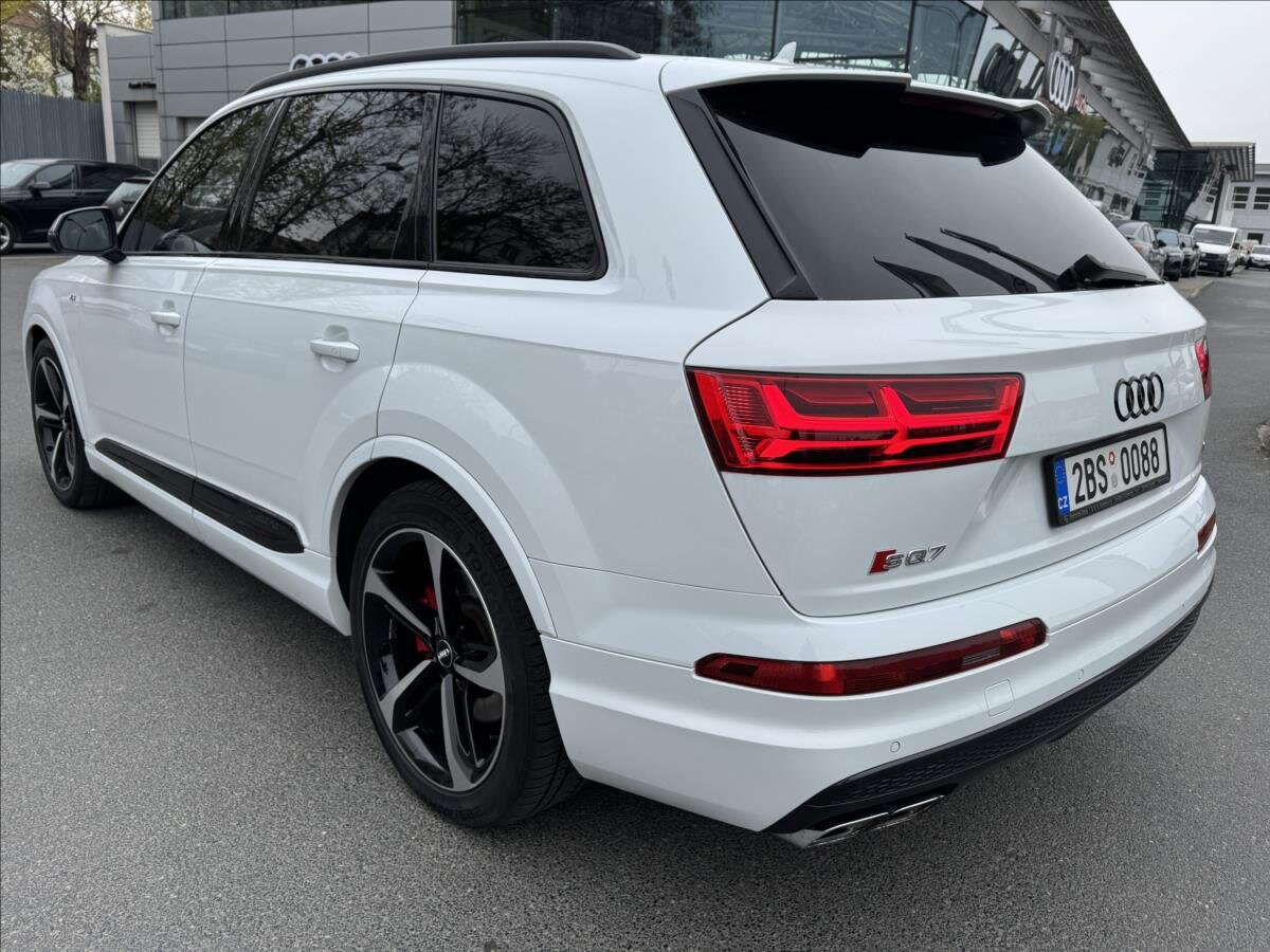 Audi SQ7 SUV / Terénní 4,0 l 320 kw