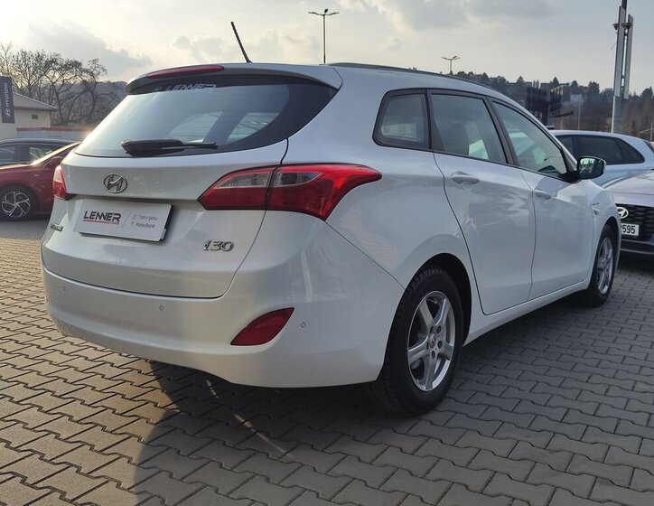 Hyundai i30 Kombi 1,6 l 81 kw