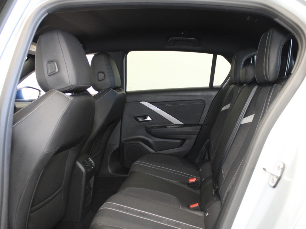 Opel Astra Hatchback 1,2 l 96 kw