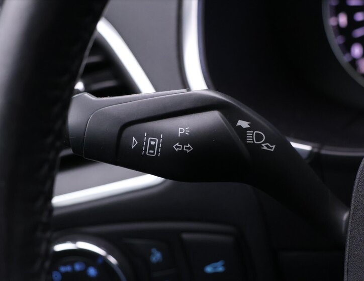 Ford S-MAX MPV 2,0 l 132 kw