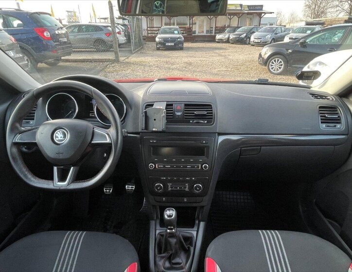 Škoda Yeti SUV / Terénní 1,2 l 77 kw