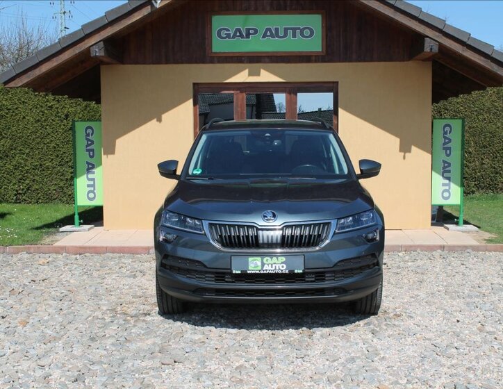 Škoda Karoq SUV / Terénní 1,5 l 110 kw