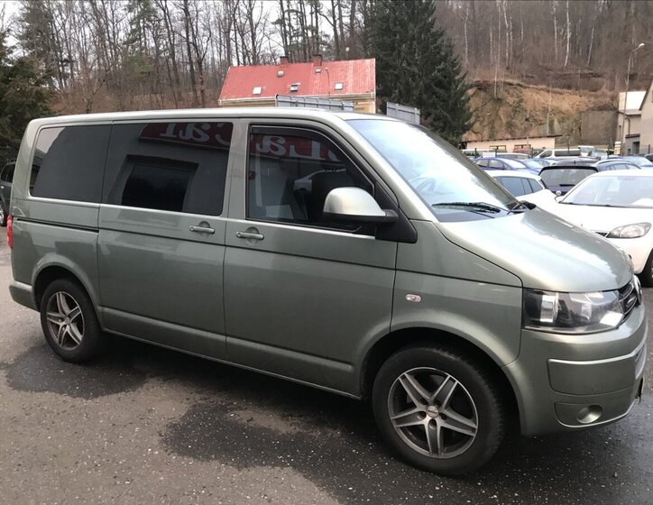 Volkswagen Caravelle 4