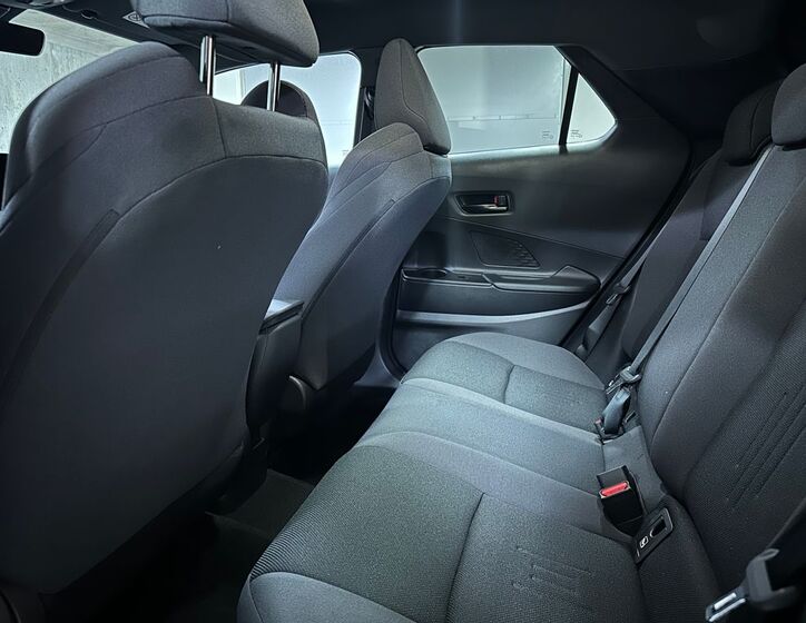 Toyota C-HR Hatchback 1,8 l 90 kw