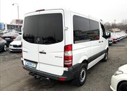 Mercedes-Benz Sprinter 4