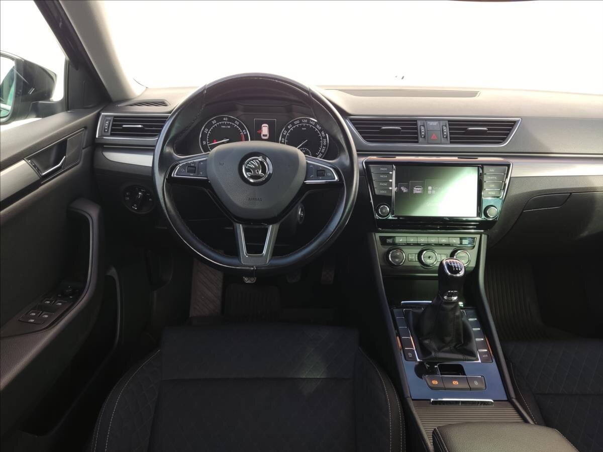 Škoda Superb Kombi 1,4 l 110 kw