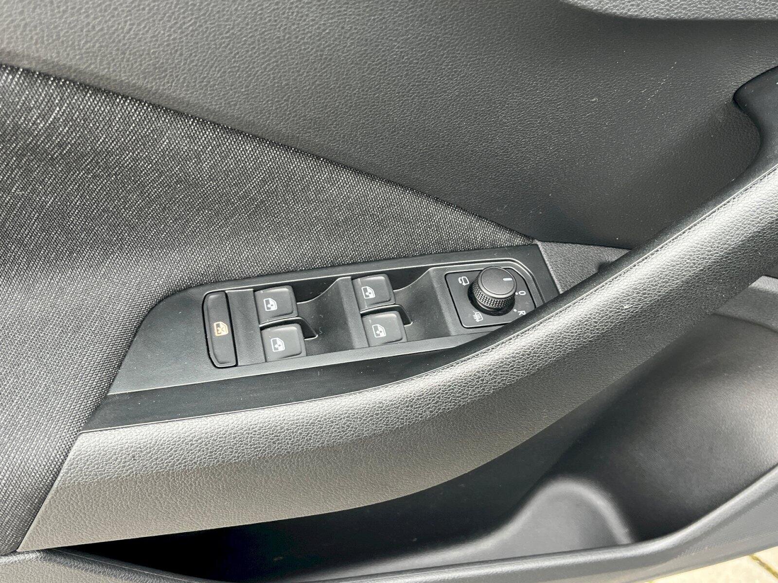 Škoda Scala Hatchback 1,0 l 85 kw