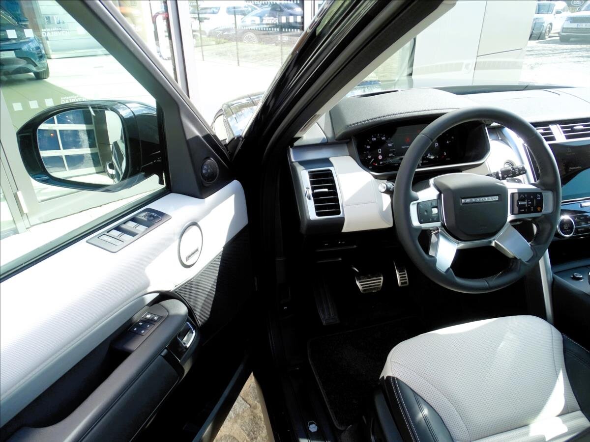 Land Rover Discovery SUV / Terénní 3,0 l 257 kw