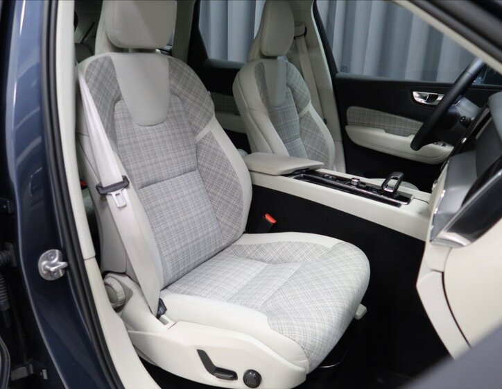 Volvo XC60 SUV 2,0 l 145 kw