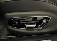 Audi S8 Sedan 4,0 l 420 kw