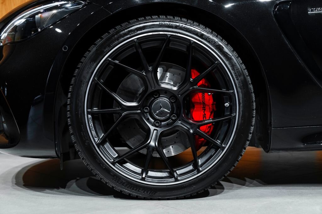 Mercedes-Benz Ostatní Kupé 0,0 330 kw