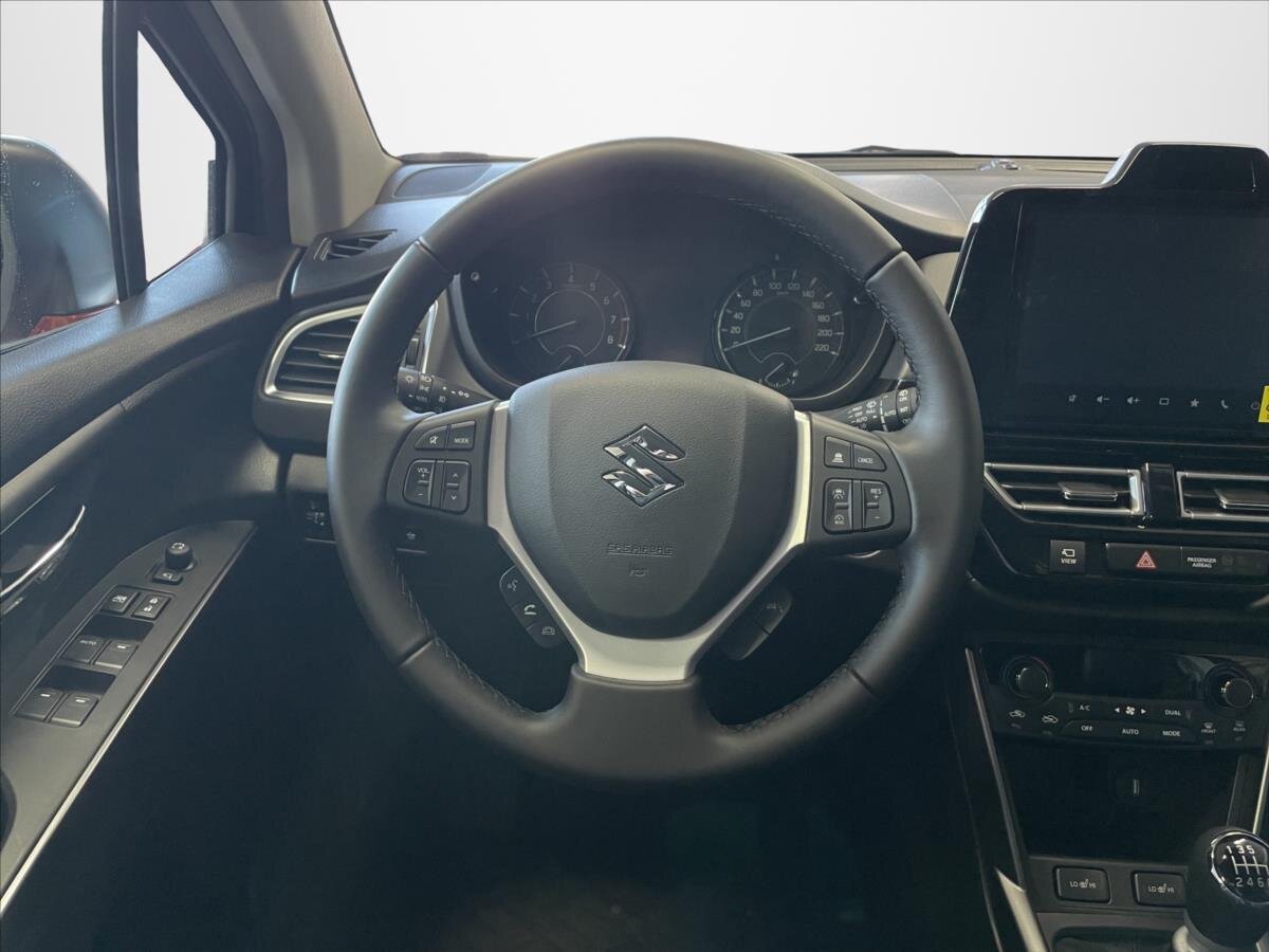 Suzuki S-Cross SUV / Terénní 1,4 l 81 kw