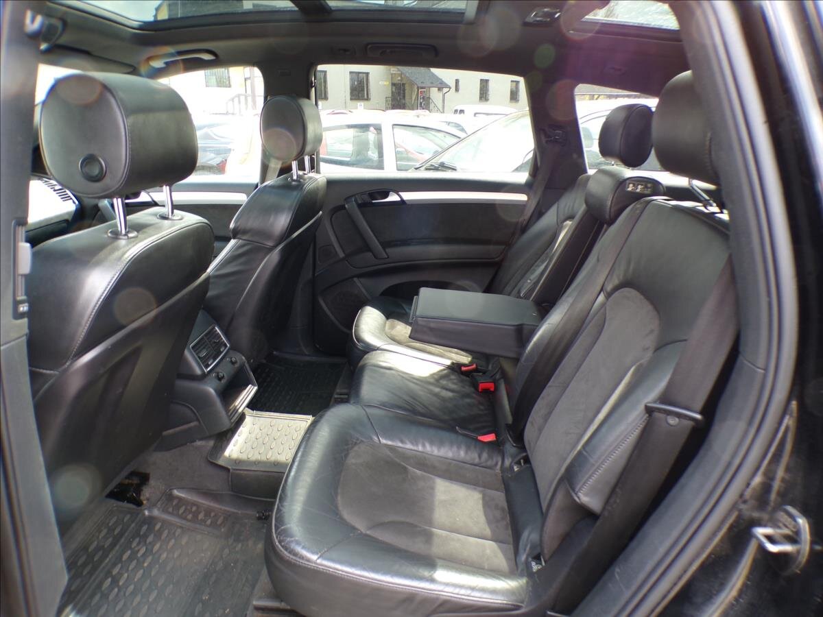 Audi Q7 Kombi 3,0 l 176 kw