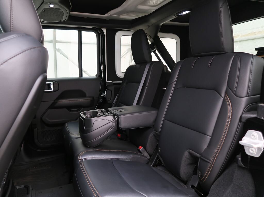 Jeep Wrangler SUV / Terénní 2,0 l 200 kw