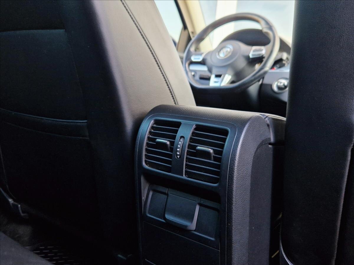 Volkswagen Passat Kombi 2,0 l 155 kw