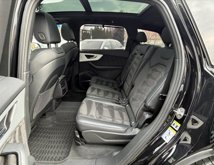 Audi Q7 Kombi 3,0 l 210 kw