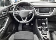 Opel Grandland X SUV 1,6 l 133 kw