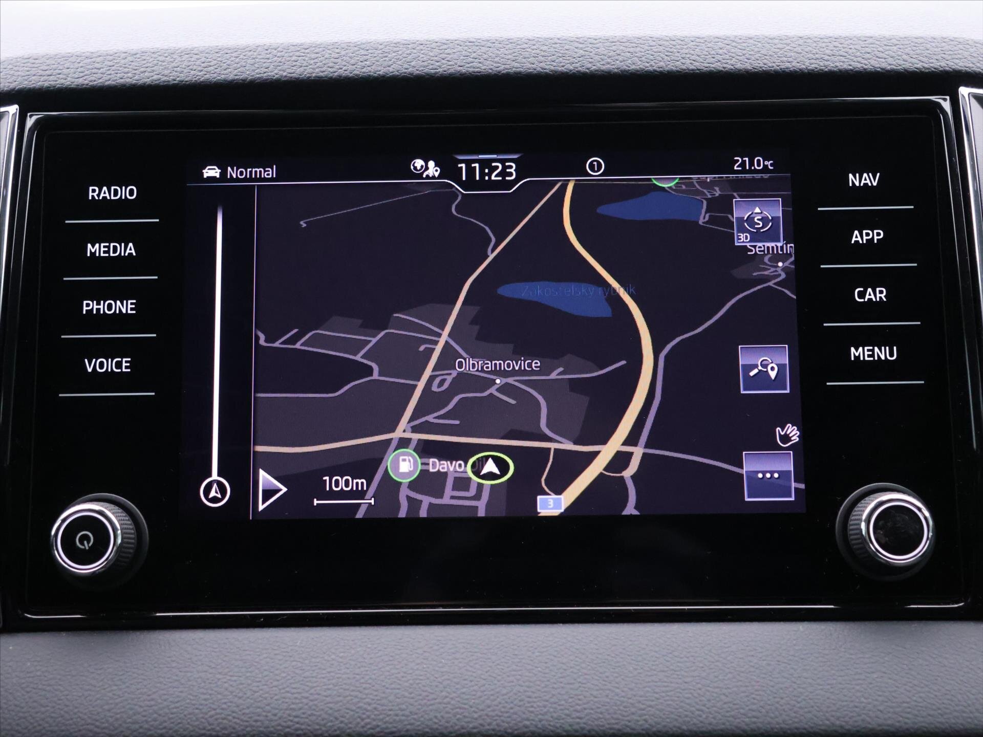 Škoda Karoq SUV / Terénní 2,0 l 85 kw