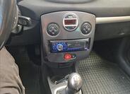 Renault Clio 23