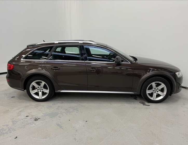 Audi A4 Allroad Kombi 2,0 l 130 kw