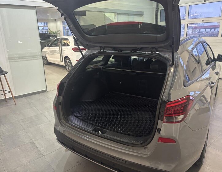 Hyundai i30 Kombi 1,5 l 103 kw