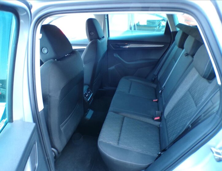 Škoda Karoq Kombi 1,5 l 110 kw