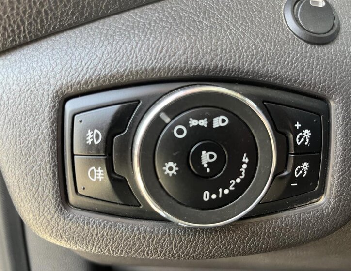 Ford Transit Connect MPV 1,6 l 85 kw