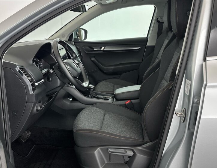 Škoda Karoq SUV / Terénní 1,5 l 110 kw