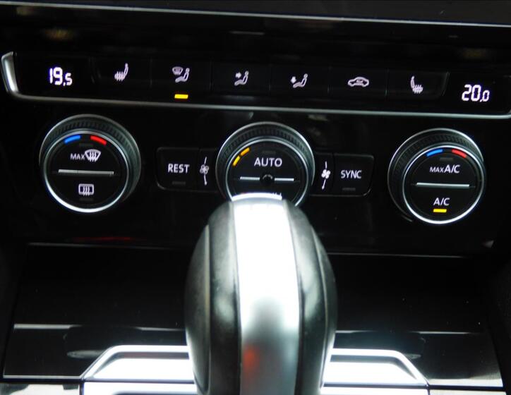 Volkswagen Arteon 23