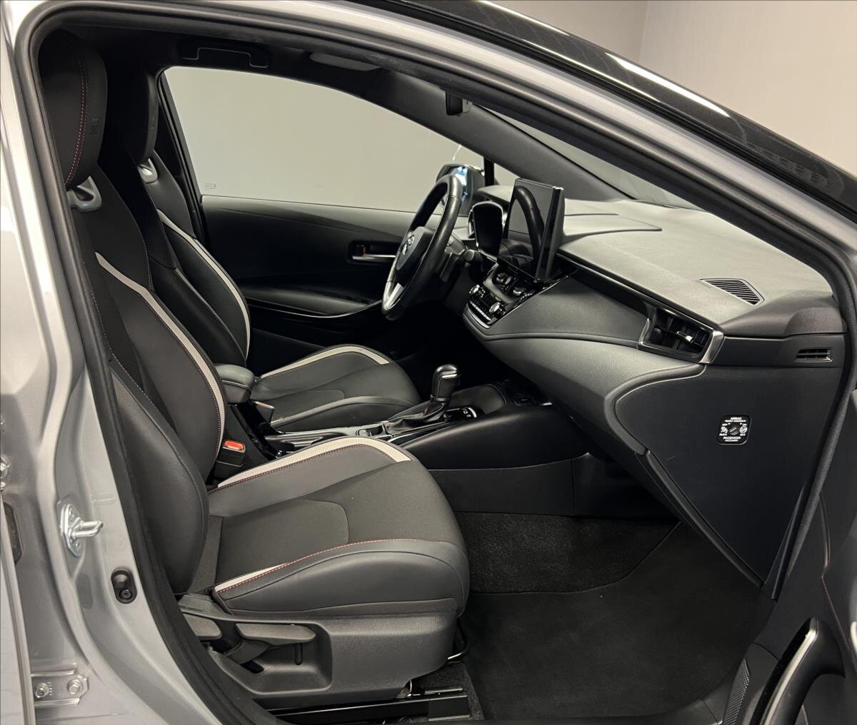 Toyota Corolla Kombi 2,0 l 112 kw