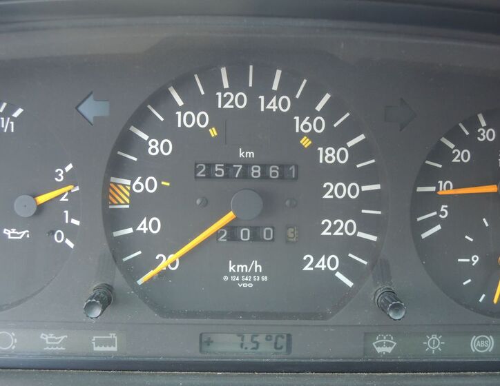 Mercedes-Benz Třídy E 11