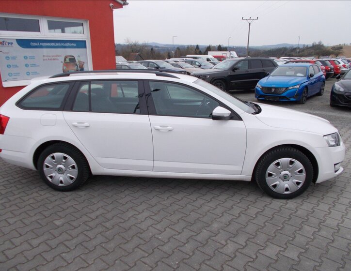 Škoda Octavia Kombi 2,0 l 110 kw
