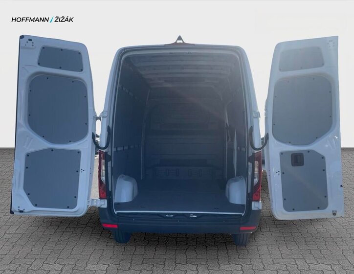 Mercedes-Benz Sprinter Skříň 2,0 l 140 kw