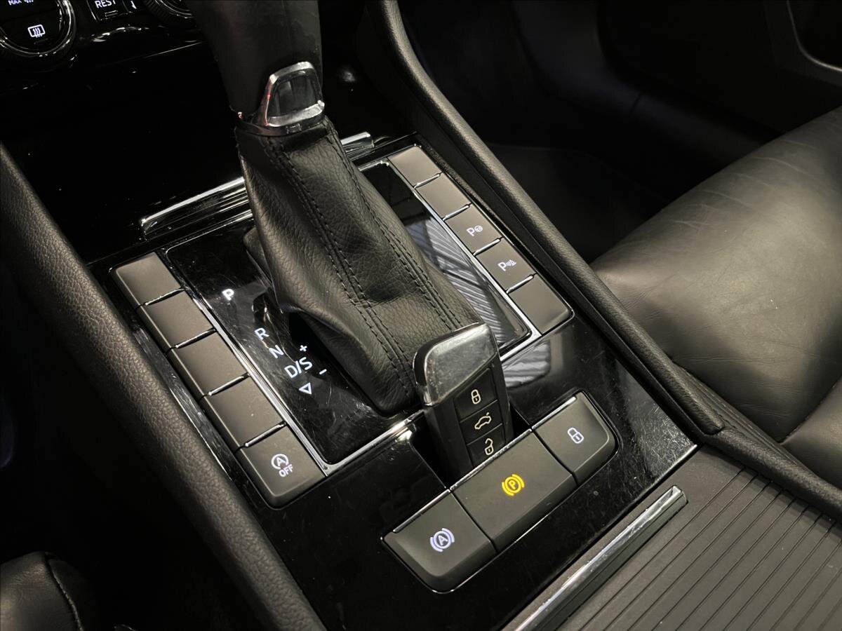 Škoda Superb Kombi 1,6 l 88 kw