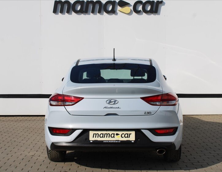 Hyundai i30 Hatchback 998,0 88 kw